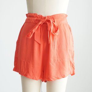 *NWT* Coral High Waist Paperbag Tie Waist Shorts Small